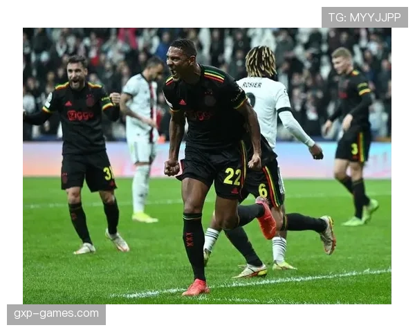 塔利亚菲科深情回顾阿贾克斯辉煌岁月,见证成长与荣耀交织的传奇征程 塔利亚菲科深情回顾阿贾克斯辉煌岁月,见证成长与荣耀交织的传奇征程