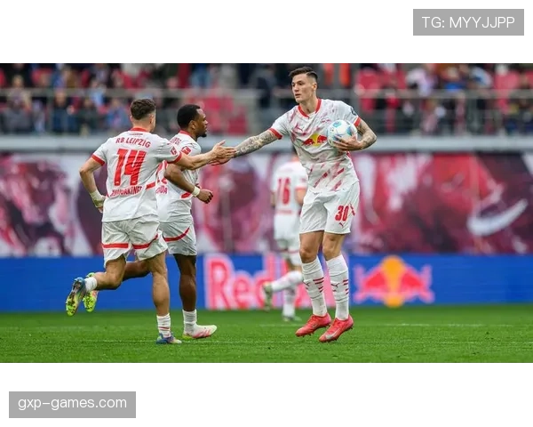 努涅斯 vs 伊萨克：新生代中锋的不同成长路径